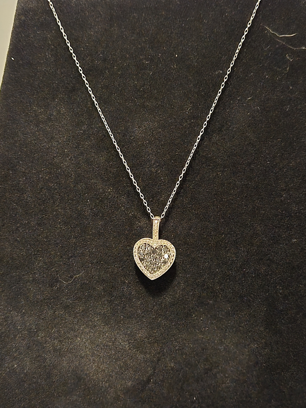 Heart Pavé Pendant Necklace in Silver